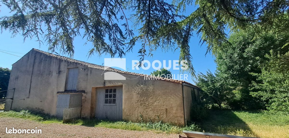 Maison 4 pièces 195 m² · à Le Caylar · 195 m² · 82 000 €
