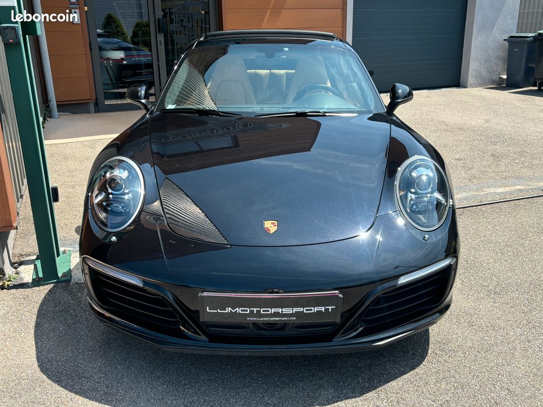 Porsche 911 991.2 Carrera 4 (image 3)