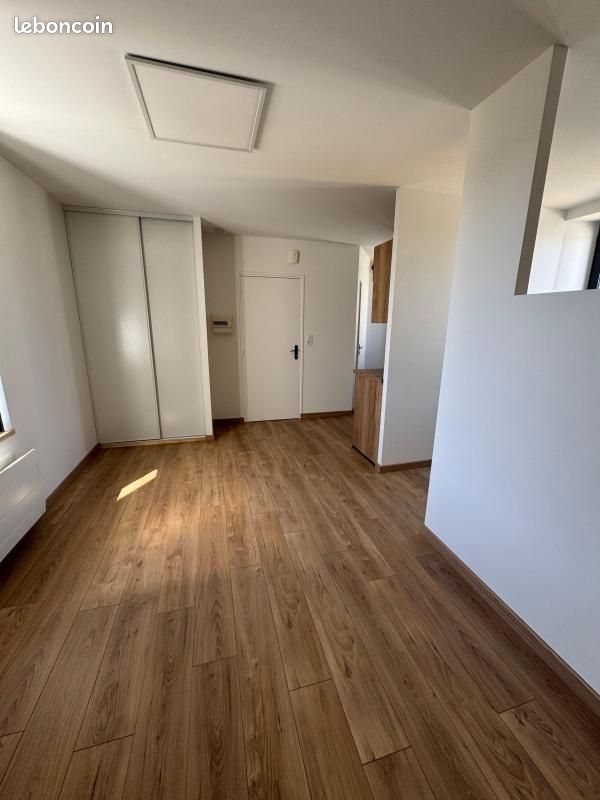Appartement 1 pièce 28 m² · à Lanester · 28 m² · 550 €/mois