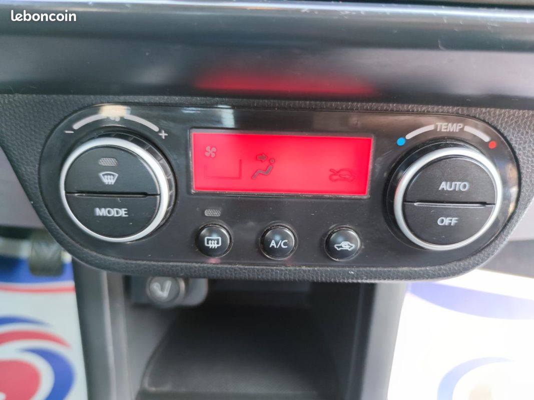 Suzuki swift iii 2009 (image 13)