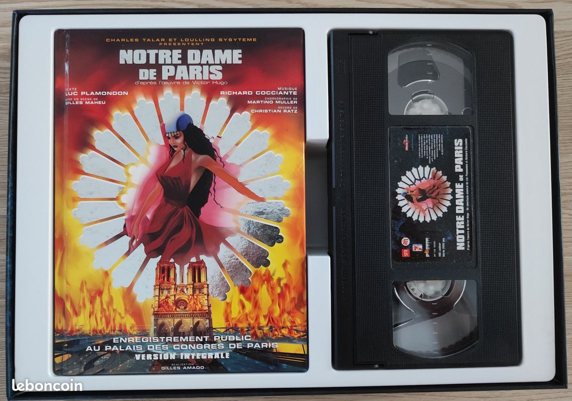 Coffret intégrale VHS Notre Dame de Paris (image 2)