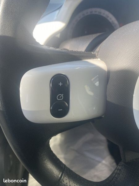 Renault TWINGO III 0.9 TCE 95CH INTENS (image 12)