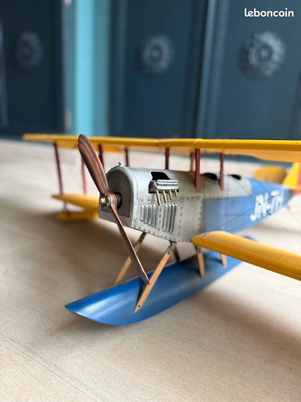 Grande maquette hydravion biplan (image 5)