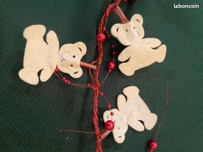 Superbe Guirlande de Noël rouge Nounours LED (image 2)