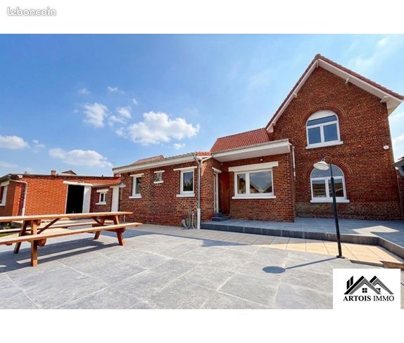 Maison 6 pièces 137 m² · à Bully-les-Mines · 137 m² · 305 000 €
