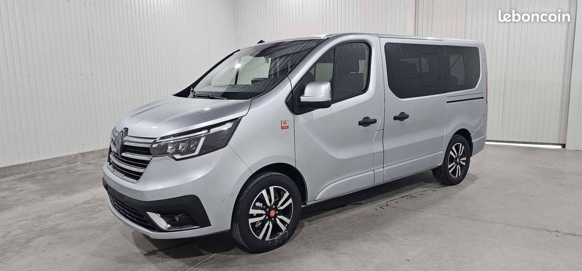 Renault Trafic Blue dCi 170 auto Techno L1 8 PL (image 1)