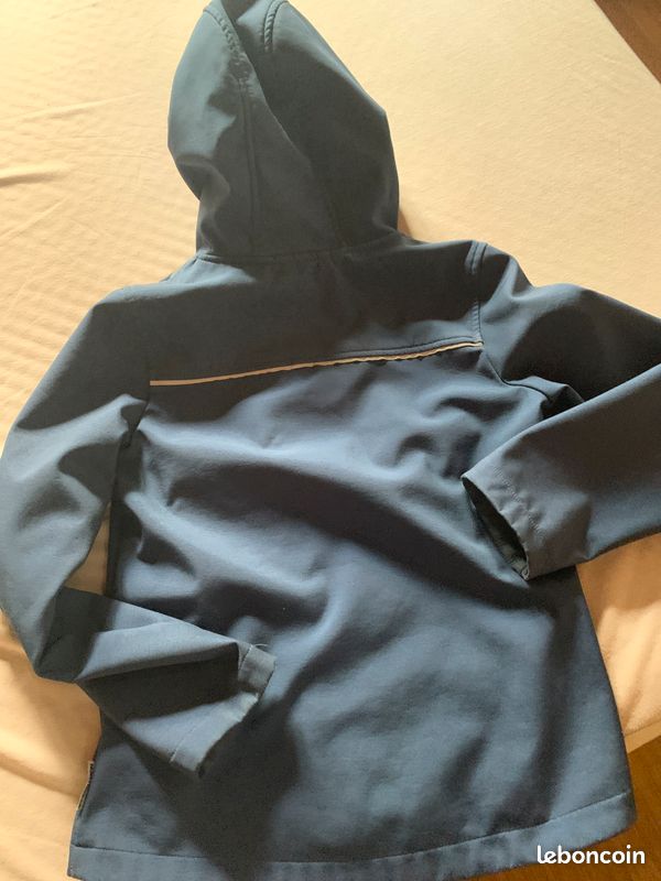 Imperméable taille 152 (image 3)