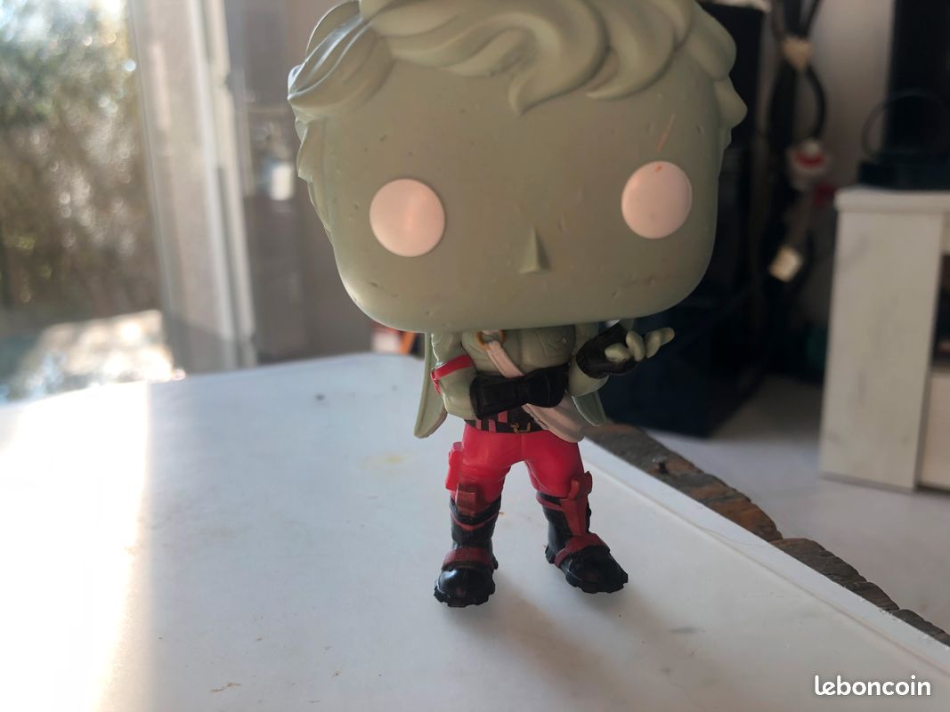 Trois figurine pop (image 4)