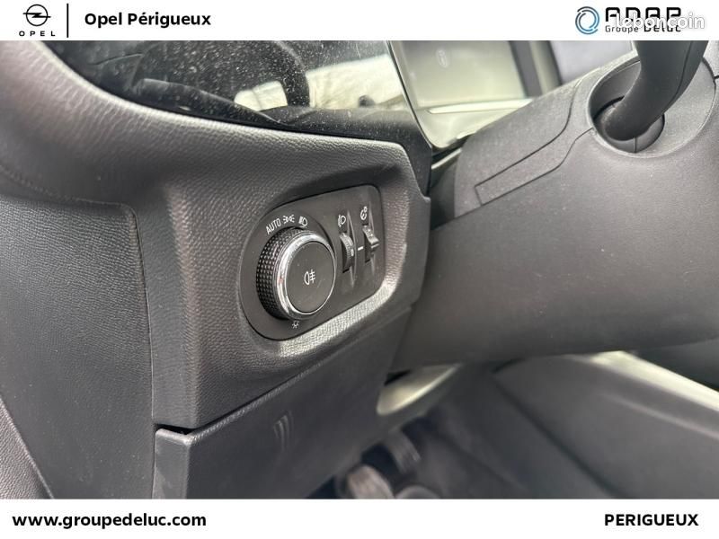 Opel Corsa 1.2 75ch (image 21)