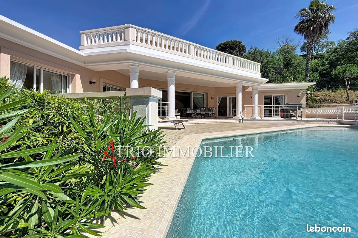 Maison 5 pièces 300 m² · à Vallauris · 300 m² · 5 500 000 €
