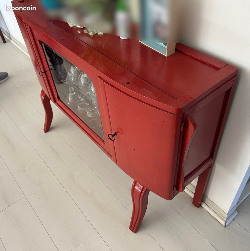 Petit meuble rouge vitrée (image 4)