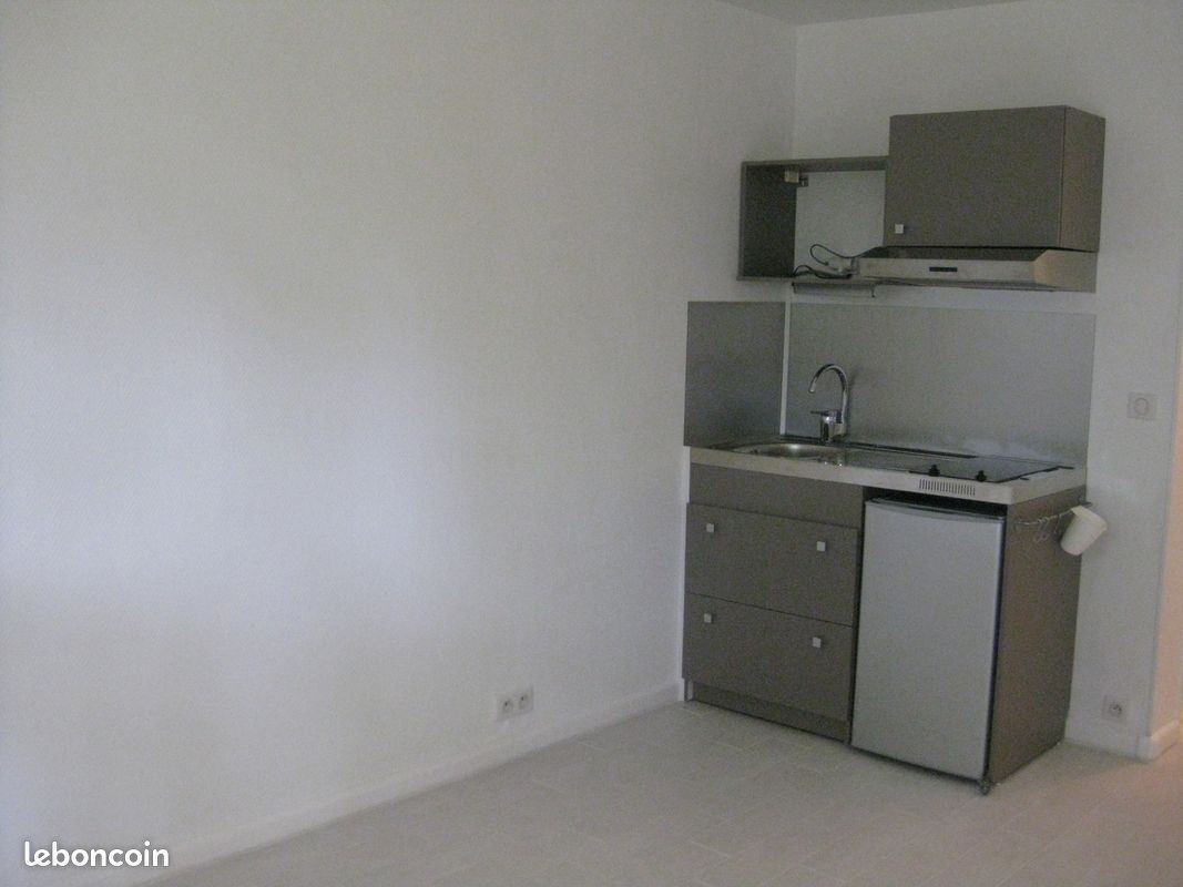 Appartement a louer reims - 1 pièce(s) - 21 m2 - Surfyn