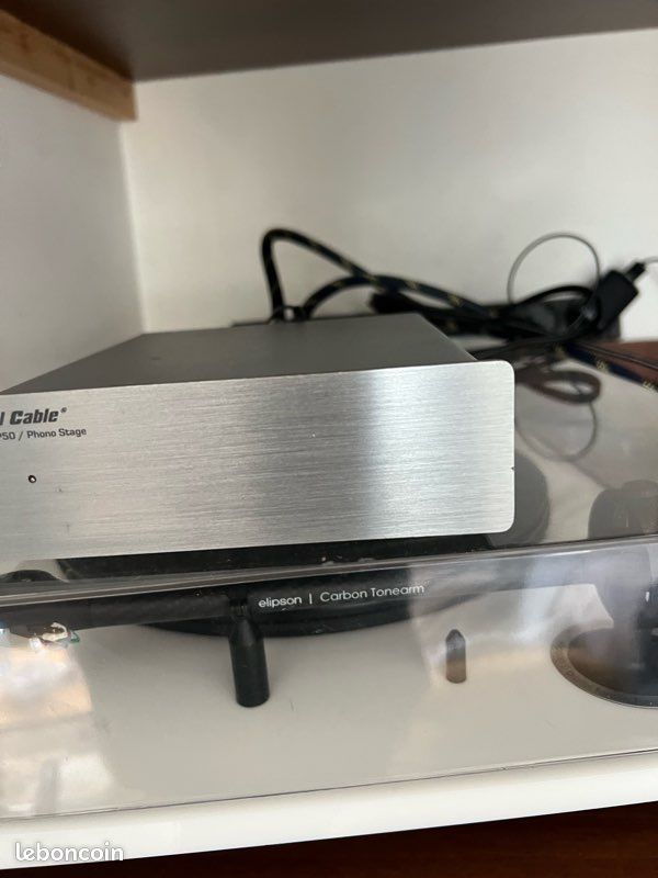 Préamplificateur phono MM/MC Real Cable MINI LP50 Préamplificateurs