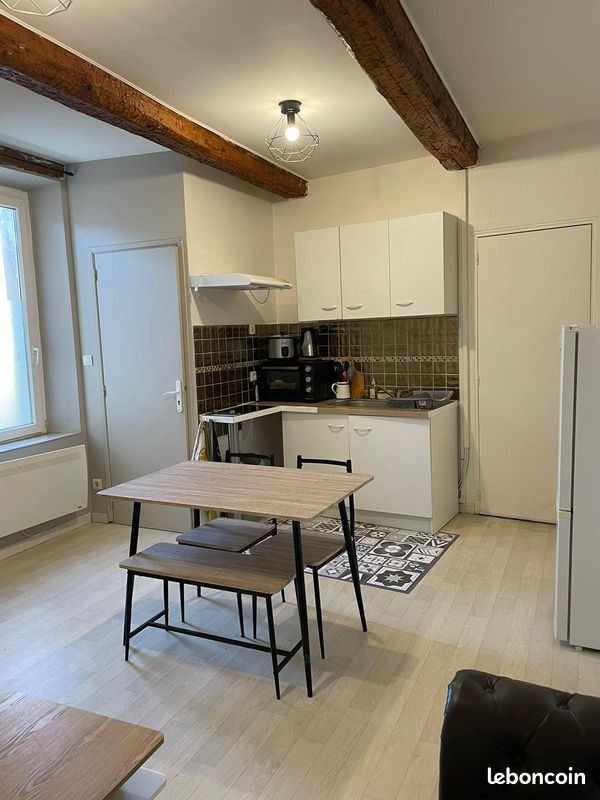 Appartement 2 pièces 42 m² · à Pont-Saint-Esprit · 42 m² · 550 €