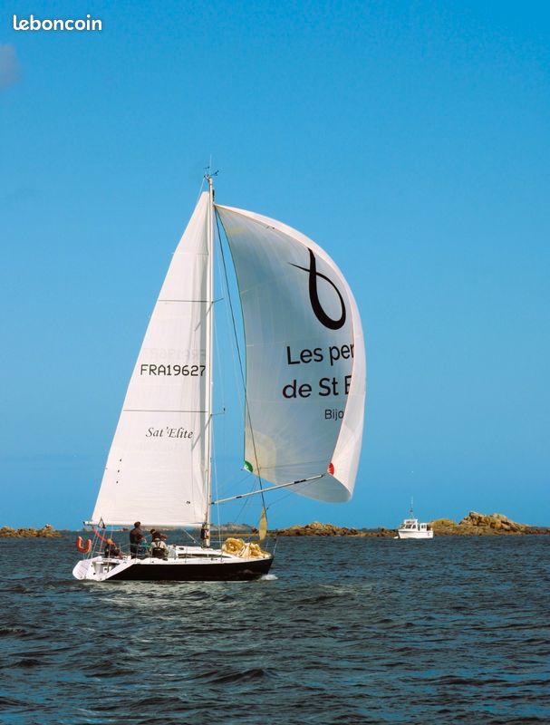 FIRST CLASS 10 (BENETEAU) — View photo 1
