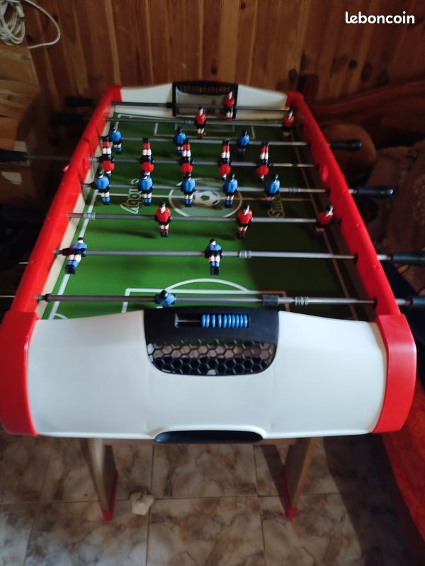 Baby-foot muti-jeux 4 en 1 (image 1)