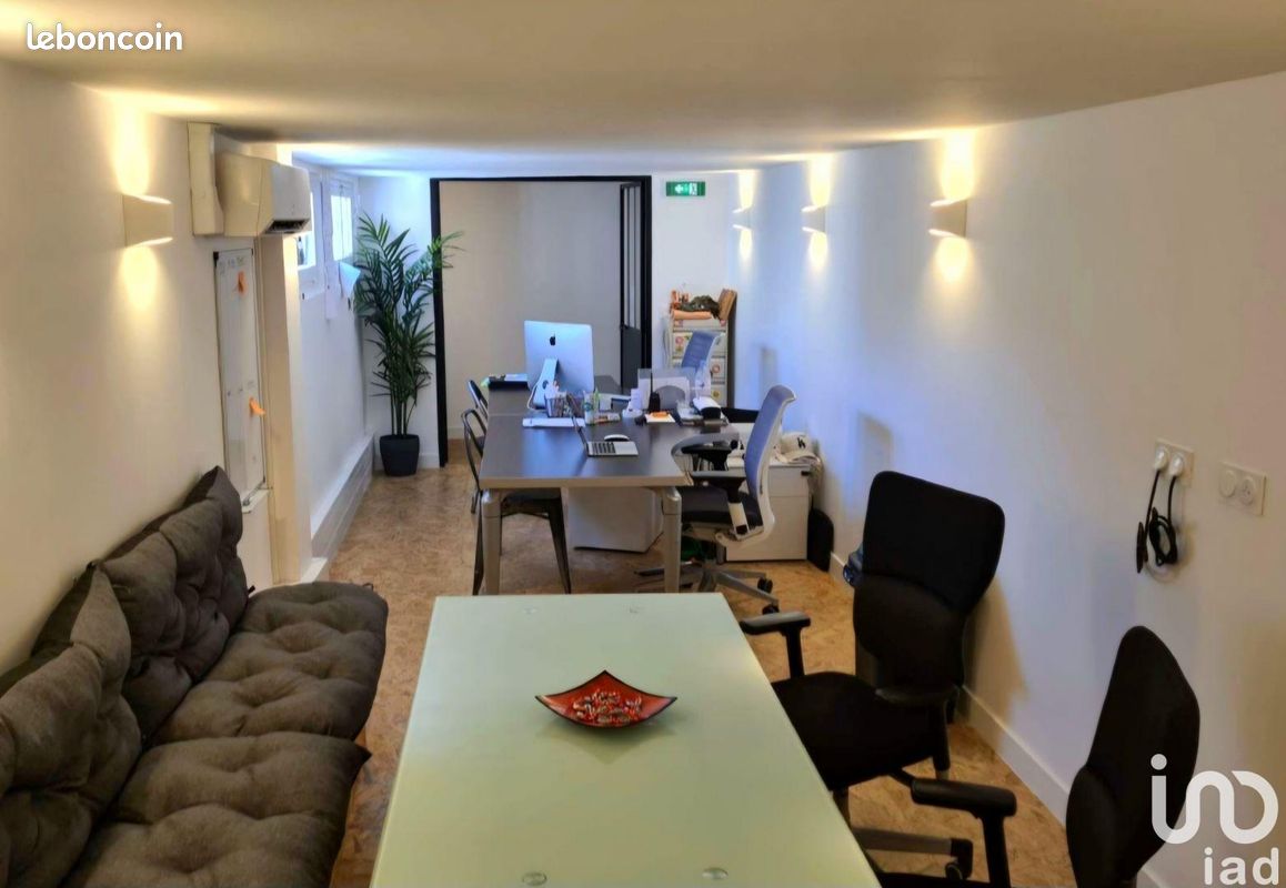 Local 300 m² MARSEILLE (image 2)
