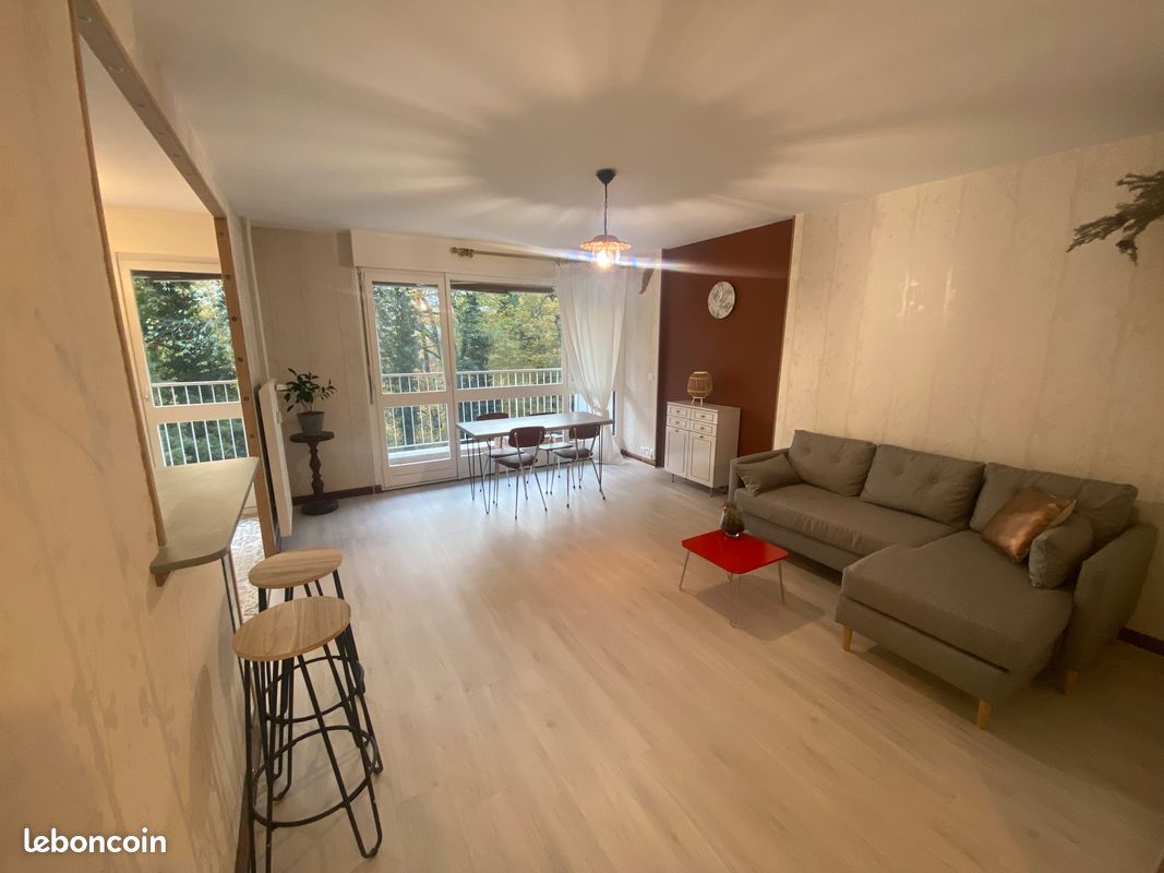 Appartement 5 pièces 100 m² · à Chambéry · 100 m² · 190 000 €