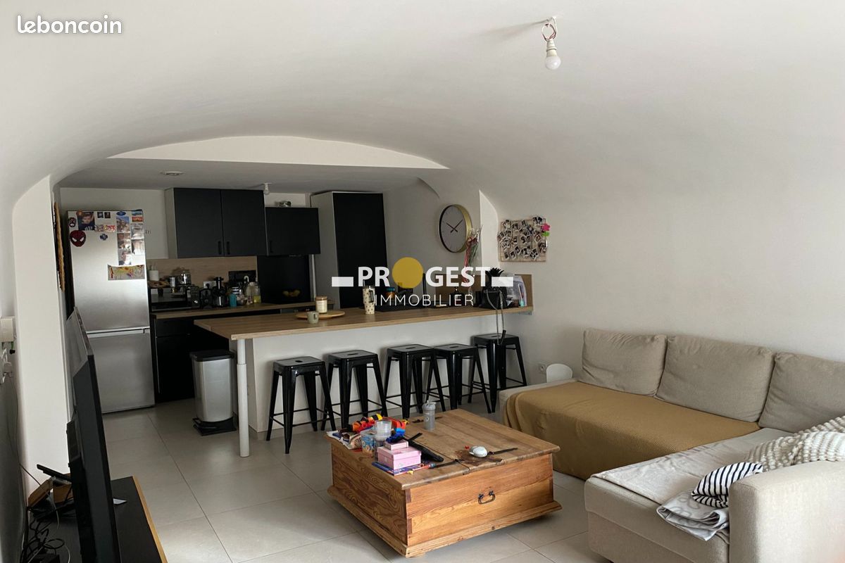 Appartement 2 pièces 54 m² · à Auriol · 54 m² · 765 €/mois