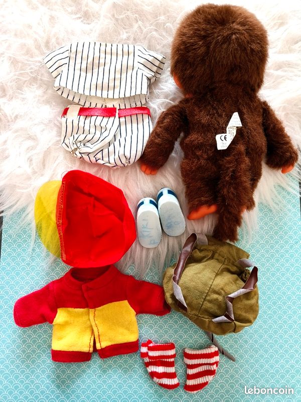 Peluche Monchhichi vintage + 2 tenues boutique monchhichi + sac à dos kiki AJENA vintage (image 3)