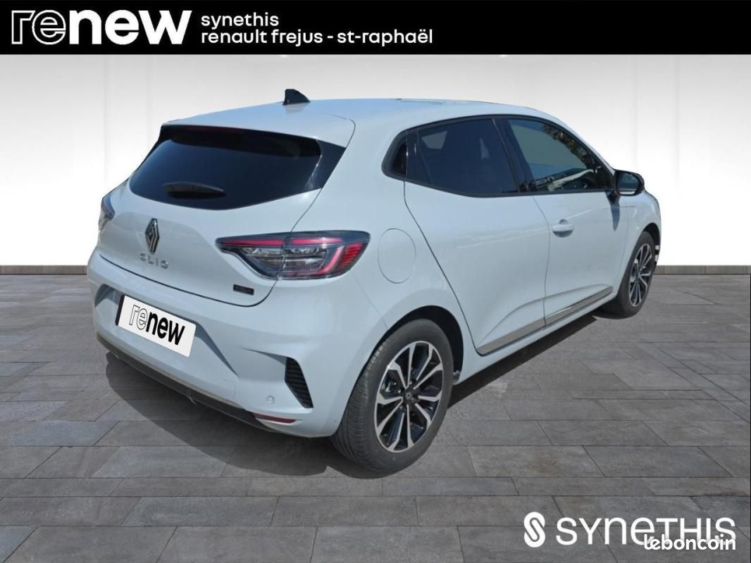 Renault Clio V E-Tech full hybrid 145 ch GSR2 Techno (image 3)