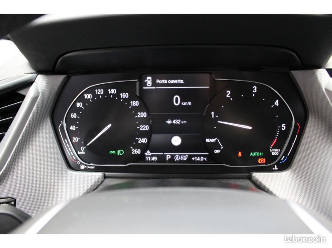 BMW SERIE 1 118d - BVA BERLINE F40 Lounge (image 15)