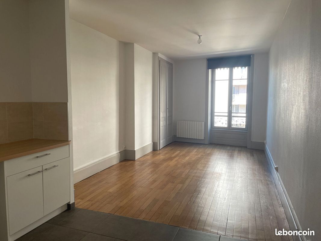 Appartement 2 pièces 48 m² · à Villeurbanne · 48 m² · 743 €/mois