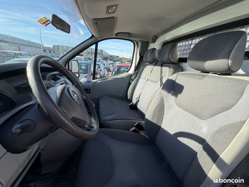 Opel VIVARO FG F2900 M2 CDTI145 PACK CLIM PLATEAU (image 10)