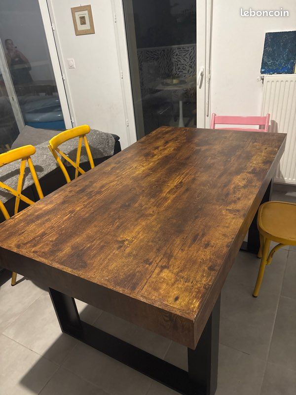 Table à manger (image 1)