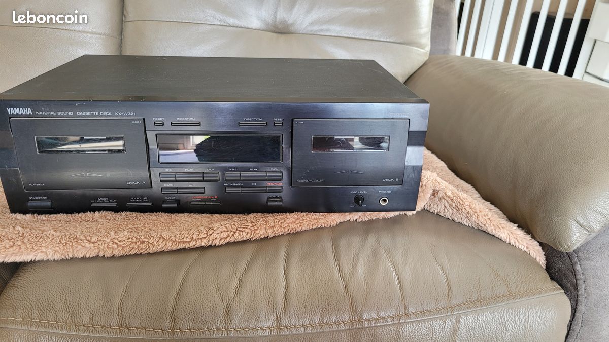 lecteur casette Yamaha kx-w 952 couleur noir