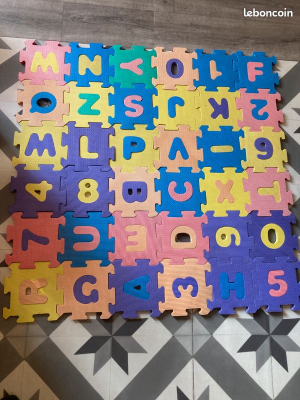 Tapis mousse jeux bébé (image 1)