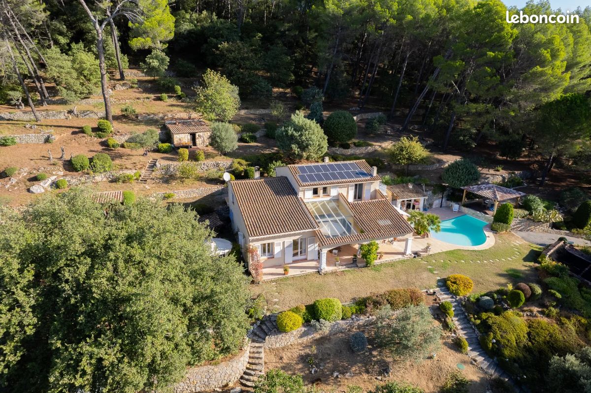 Maison 7 pièces 206 m² · à Lorgues · 206 m² · 995 000 €