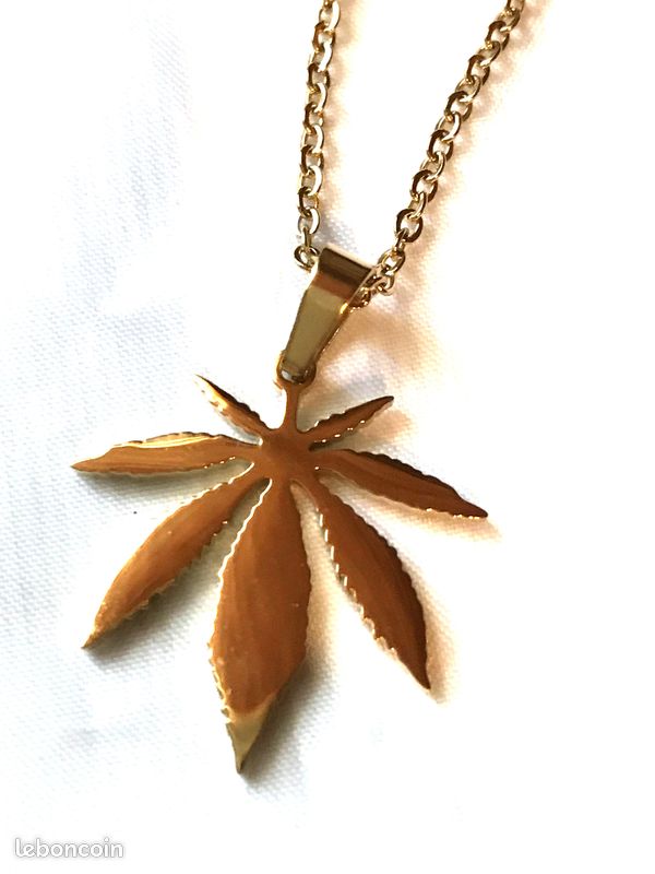 Collier Pendentif Petite Feuille Erable Flore Bijou Doré Fantaisie Hommes Femmes (image 1)
