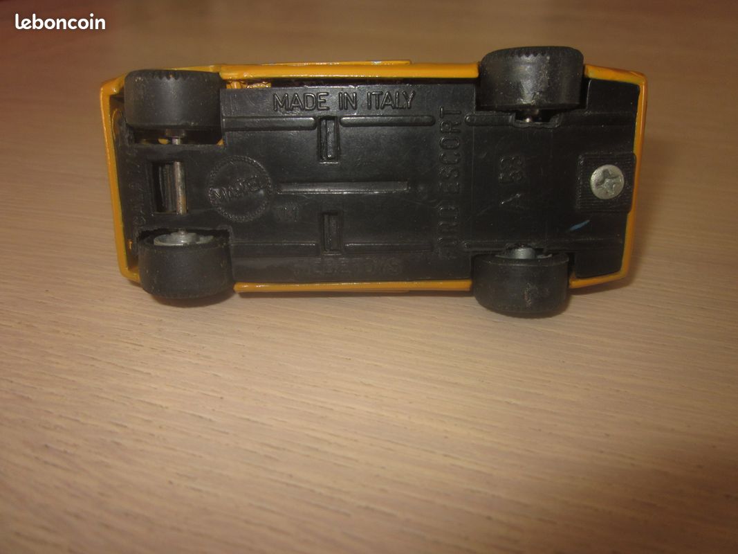 Vintage DINKY Diecast FORD Escort Mk1/ NR: 168
