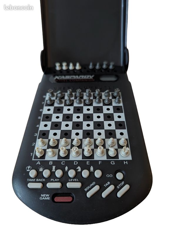 Saitek Kasparov Atlas Chess Computer - Consola - En la caja - Catawiki