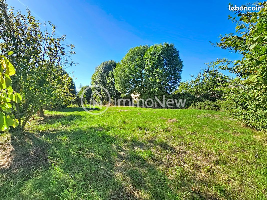 Terrain 971 m² · à Granville · 971 m² · 262 300 €