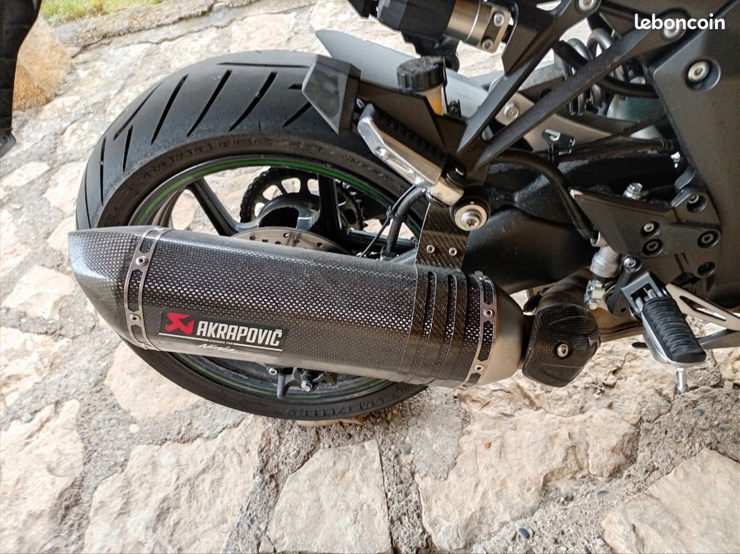 Kawasaki Ninja 1000 SX Sport Tourer (image 3)