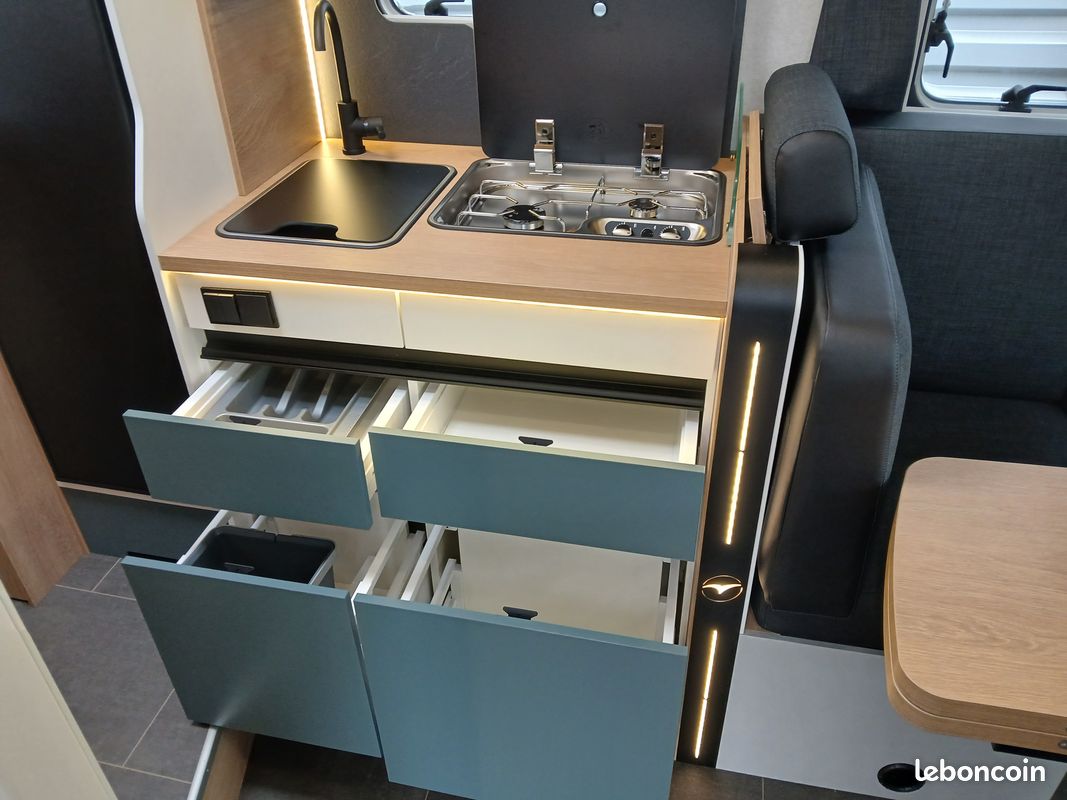 Pilote Atlas A 690 GJ BVA - (image 8)