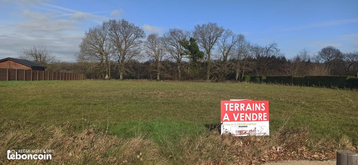 Terrain 739 m² Pleslin · à Pleslin-Trigavou · 136 715 €