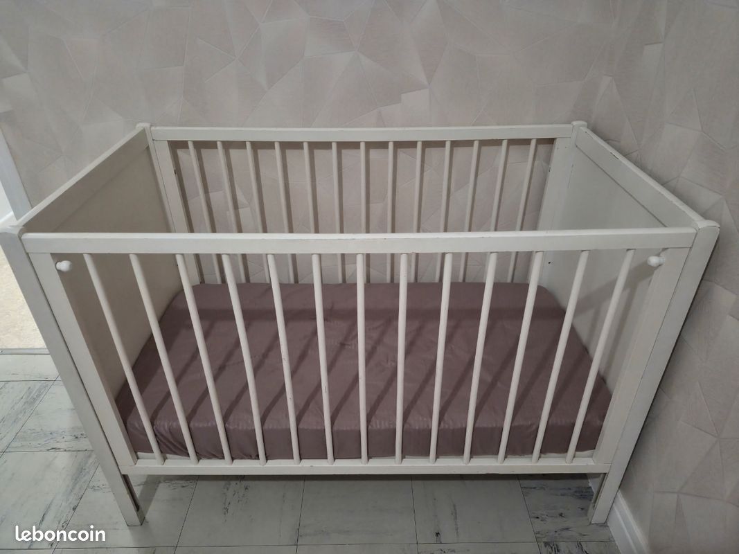 Lit bebe (image 1)