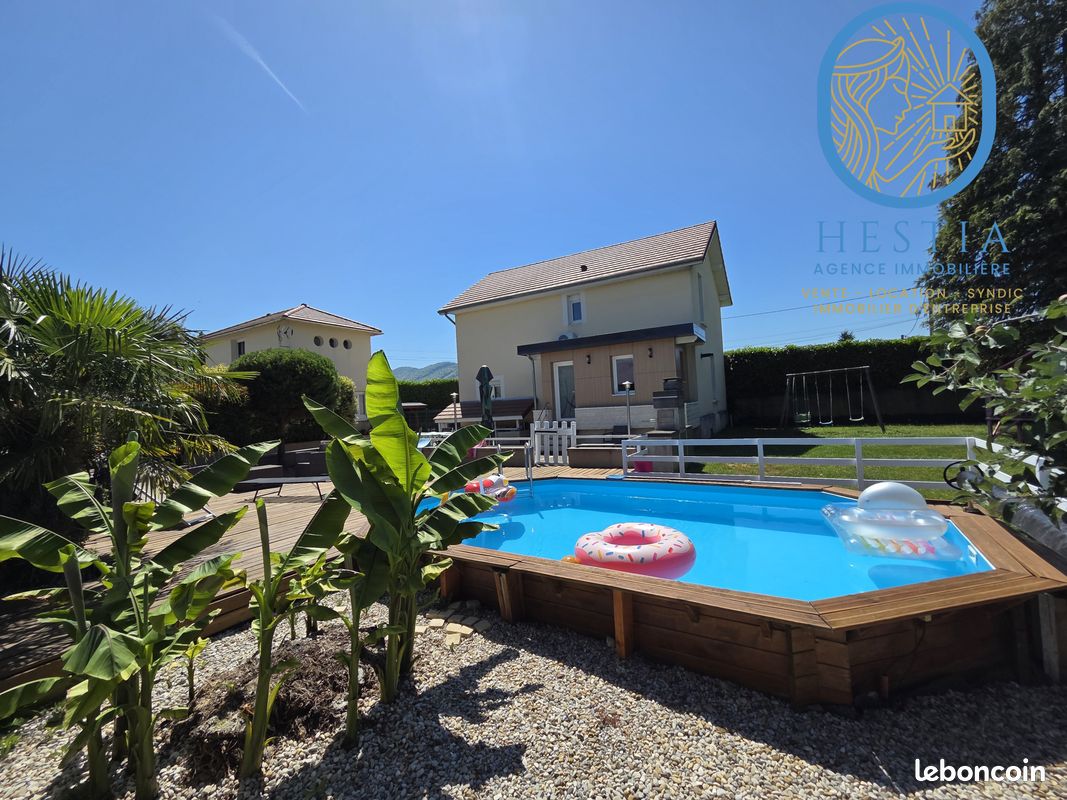 Maison 5 pièces 168 m² · à Izeaux · 168 m² · 349 000 €