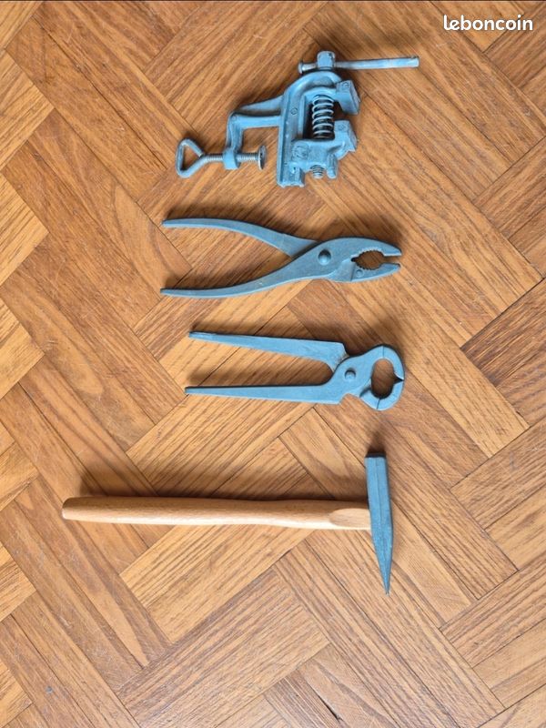 Jouets 4 outils vintage (image 1)