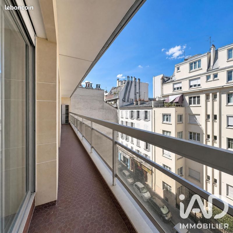 Appartement 4 pièces 104 m² · à Paris · 104 m² · 1 090 000 €