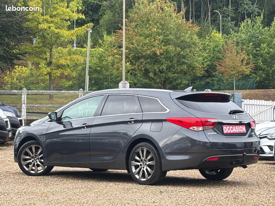 HYUNDAI i40 SW 1.7 CRDi 136CH Pack Premium Limited (image 3)