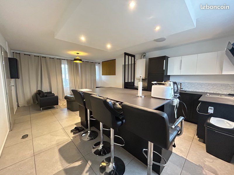 Appartement 3 pièces 70 m² · à Bourges · 70 m² · 950 €