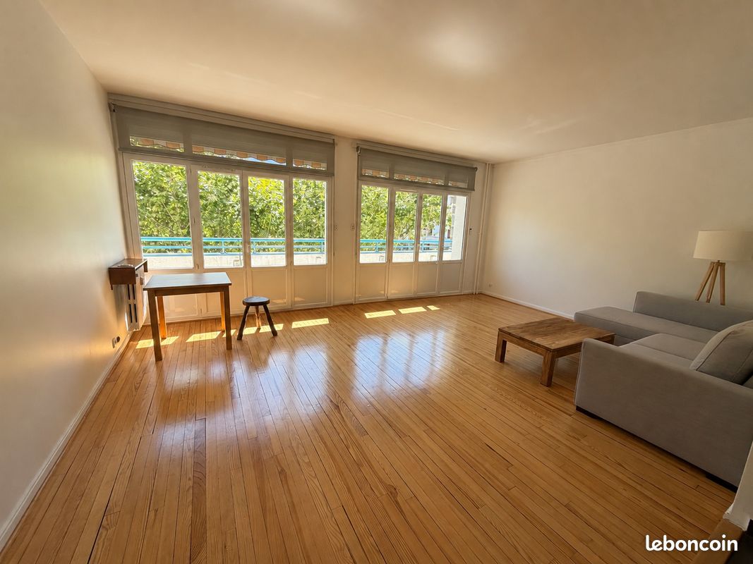 Appartement 3 pièces 87 m² · à Saint-Étienne · 87 m² · 820 €/mois