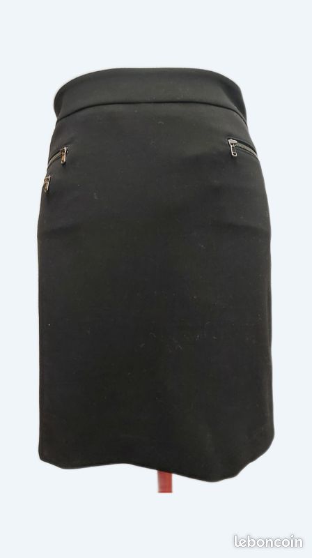 Jupe Zapa Taille 40 - Couleur Noir Et Bordeaux, En Polyester, Occasion En Très Bon état