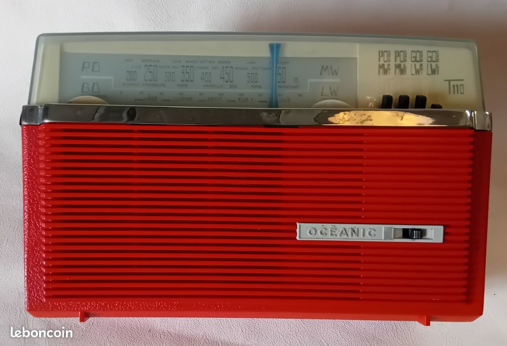 VINTAGE RADIO TRANSISTOR Itt Tiny 200 Fonctionnel EUR 15,00 - FR