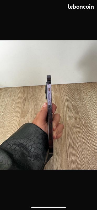 IPhone 14 Pro (image 3)