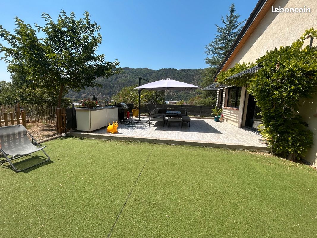 Maison 5 pièces 180 m² · à Digne-les-Bains · 180 m² · 383 000 €